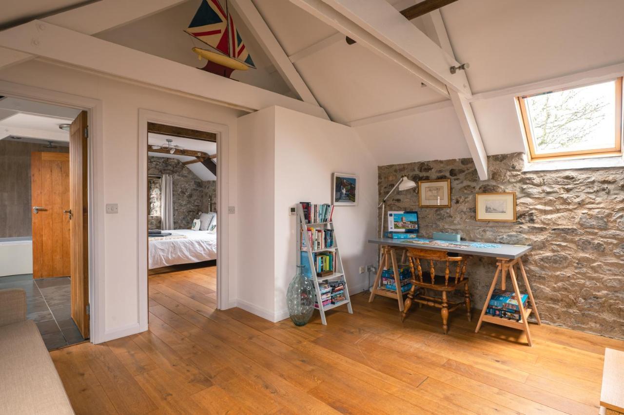 Stunning Converted Granary In Heart Of St Davids Extérieur photo