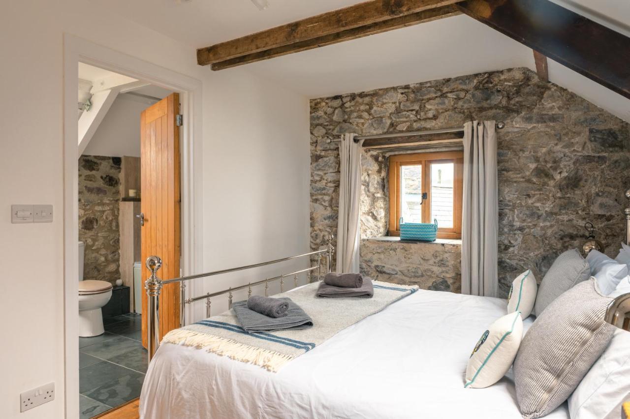 Stunning Converted Granary In Heart Of St Davids Extérieur photo