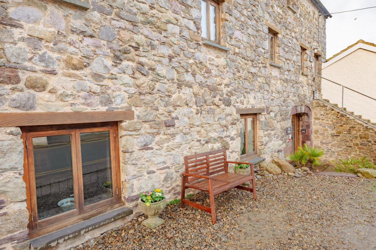 Stunning Converted Granary In Heart Of St Davids Extérieur photo